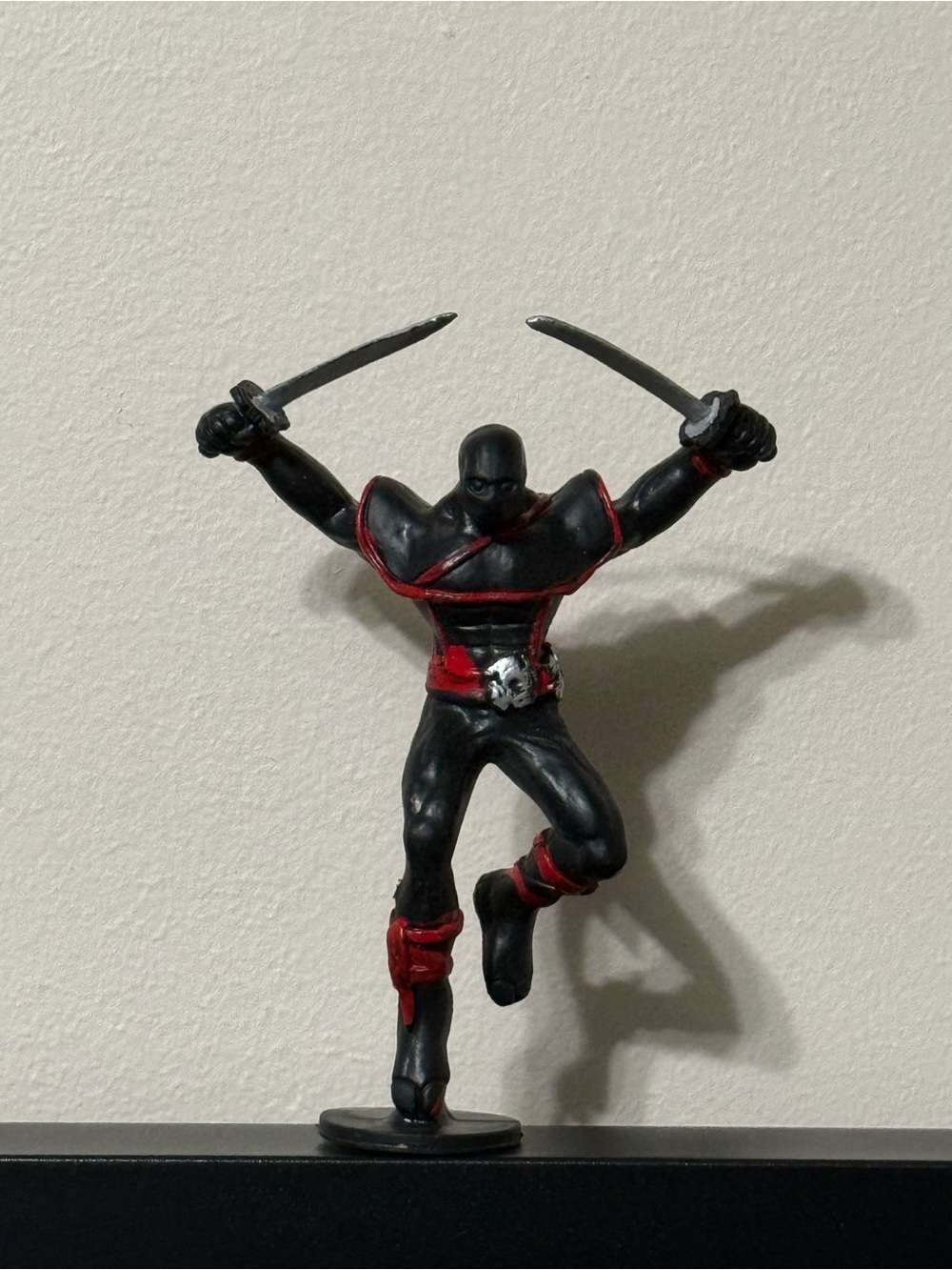 💖4/$25- Stealth Ninja Action Figure Black Red Dual Swords California Costume Inc